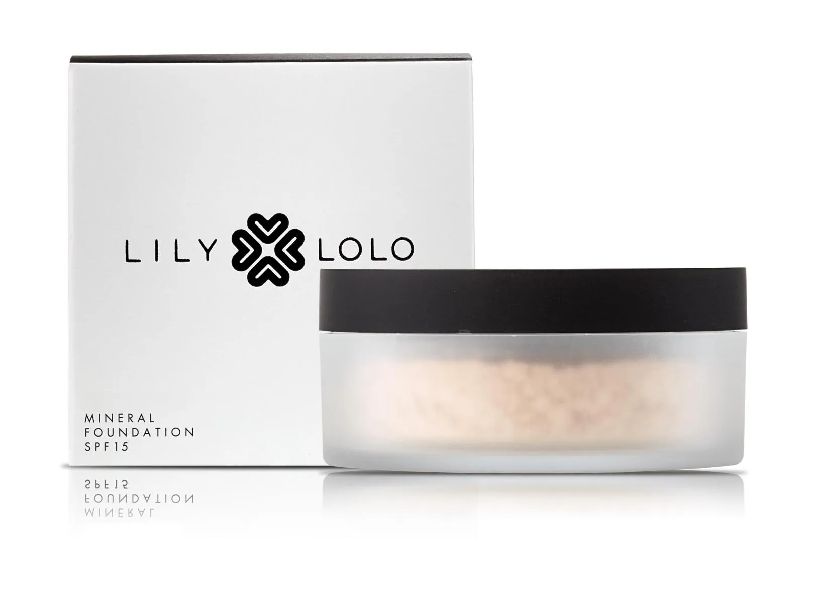 Lily Lolo Mineral Foundation SPF 15 in einer weißen Verpackung neben einem offenen Behälter mit Puder.