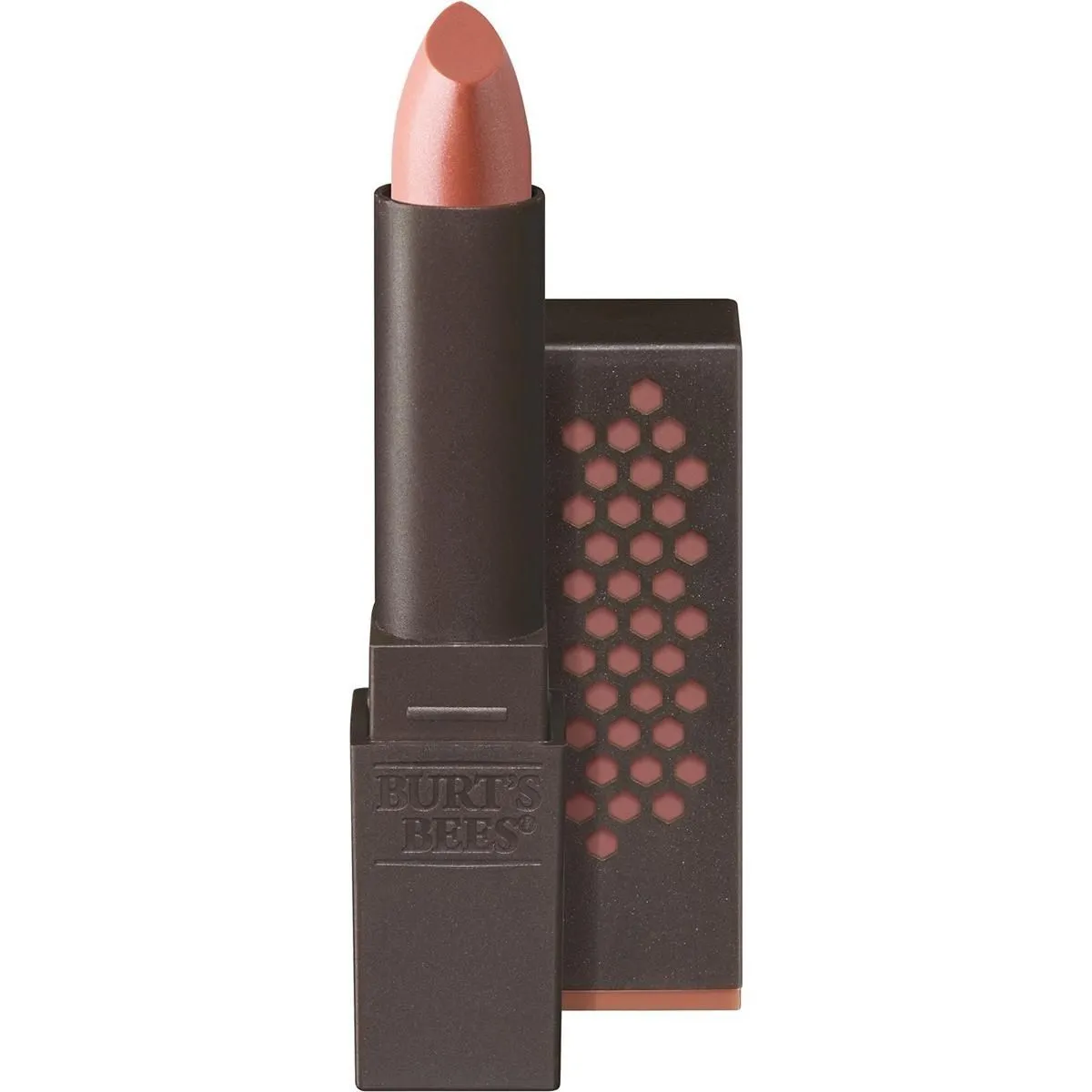 Ein geöffneter Lippenstift von Burt's Bees in einer schwarzen Hülle mit Wabenmuster.