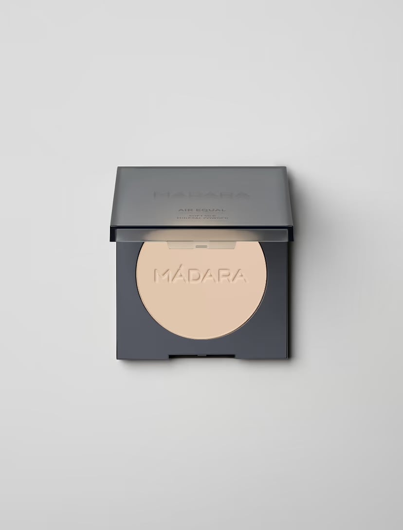 AIR EQUAL Soft Silk Mineral Powder, #1 FAIR AIR EQUAL Soft Silk Mineral Powder, #1 FAIR