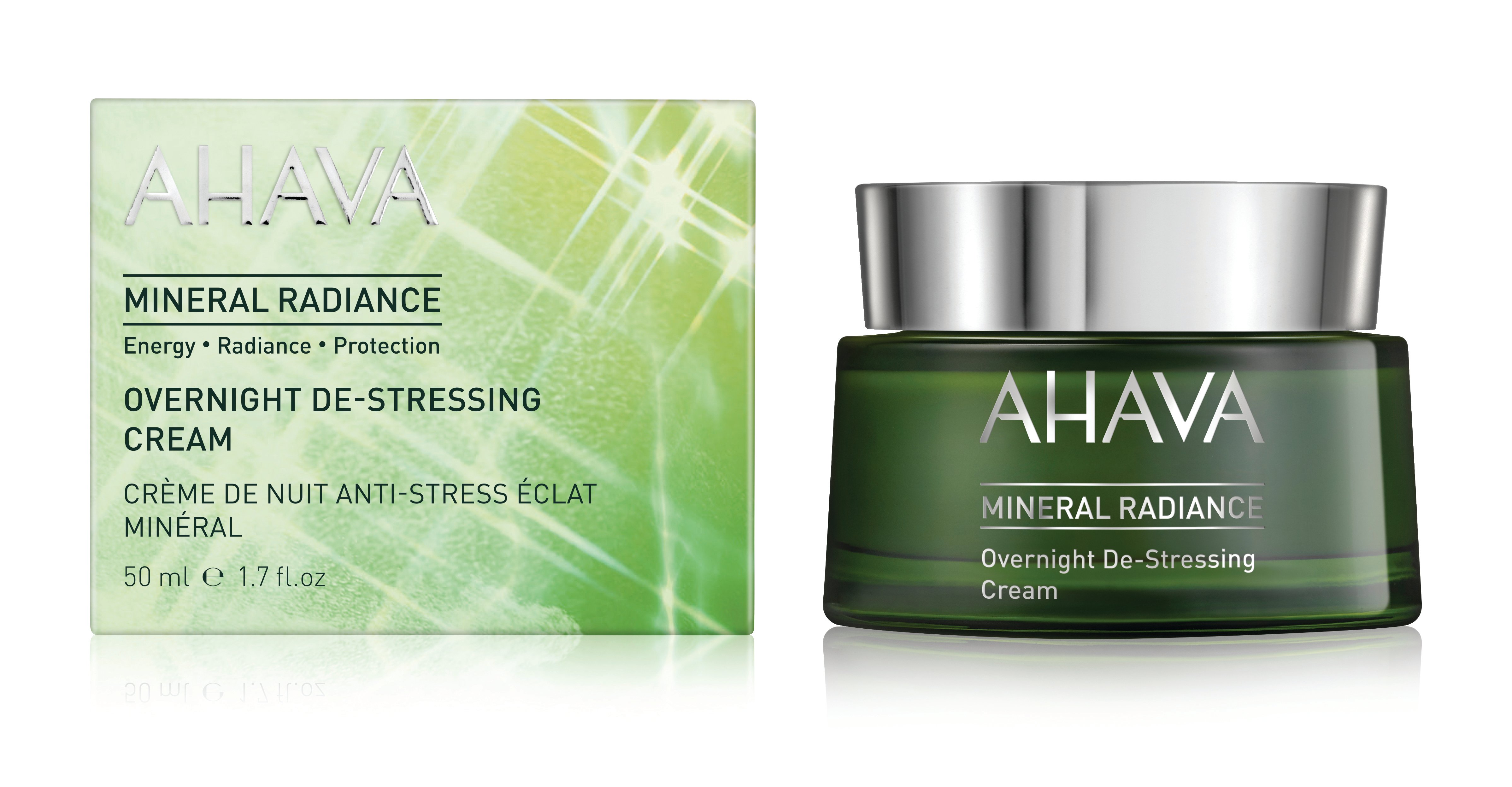 0697045155323 AHAVA Mineral Radiance Overnight De-Stressing Cream, 50 ml, grüne Verpackung und Tiegel, auf weißem Hintergrund.