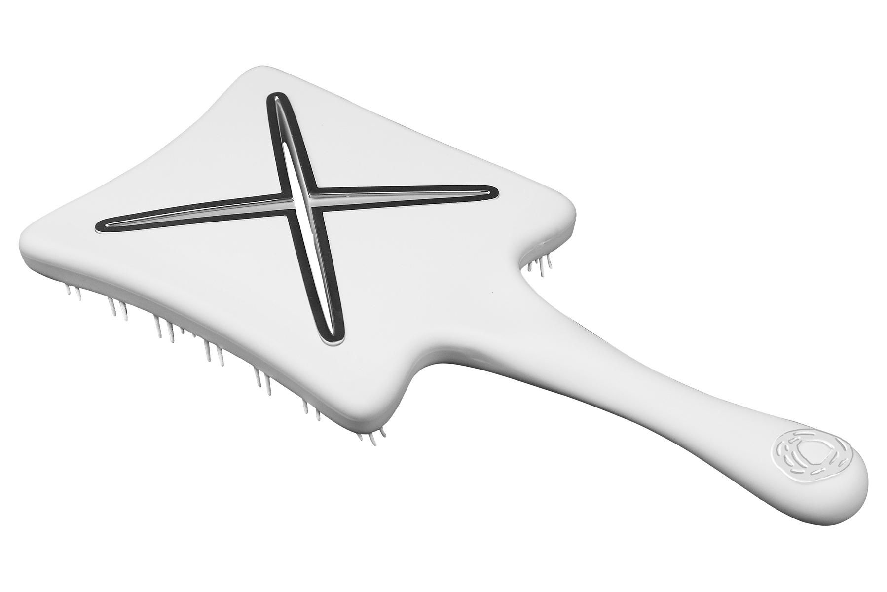 Weiße Haarbürste mit schwarzem Kreuzmuster auf der Rückseite und ergonomischem Griff.