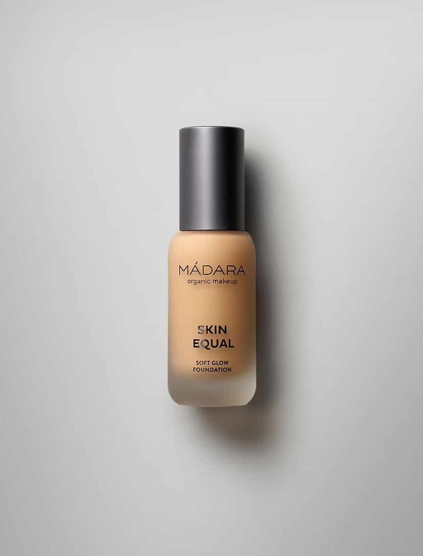 MADARA Organic Skincare SKIN EQUAL Foundation, #50 GOLDEN SAND