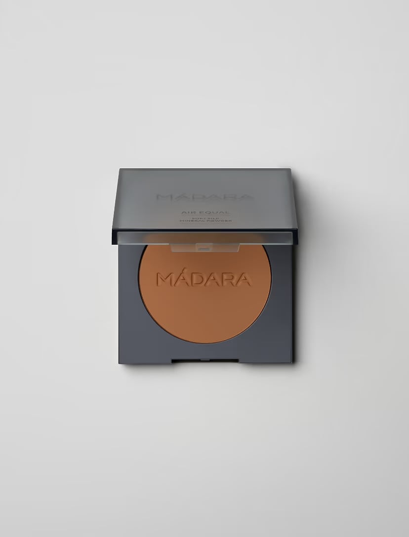 AIR EQUAL Soft Silk Mineral Powder, #3 DEEP