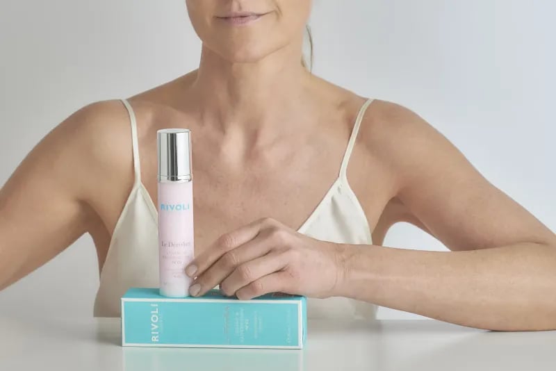 RIVOLI Le Décolleté LISSANT & RAFFERMISSANT N°02