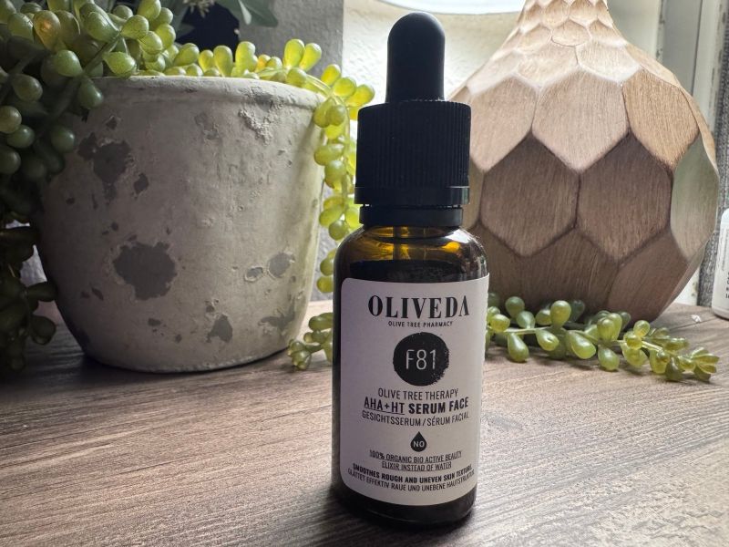 OLIVEDA F81 AHA + HT Serum sérum visage