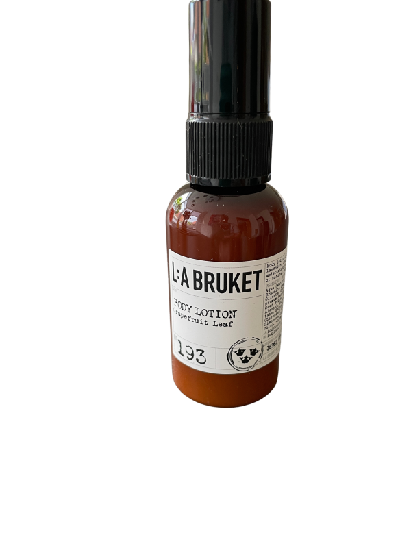 L:A BRUKET No. 193 Lotion pour le corps feuille de pamplemousse taille voyage