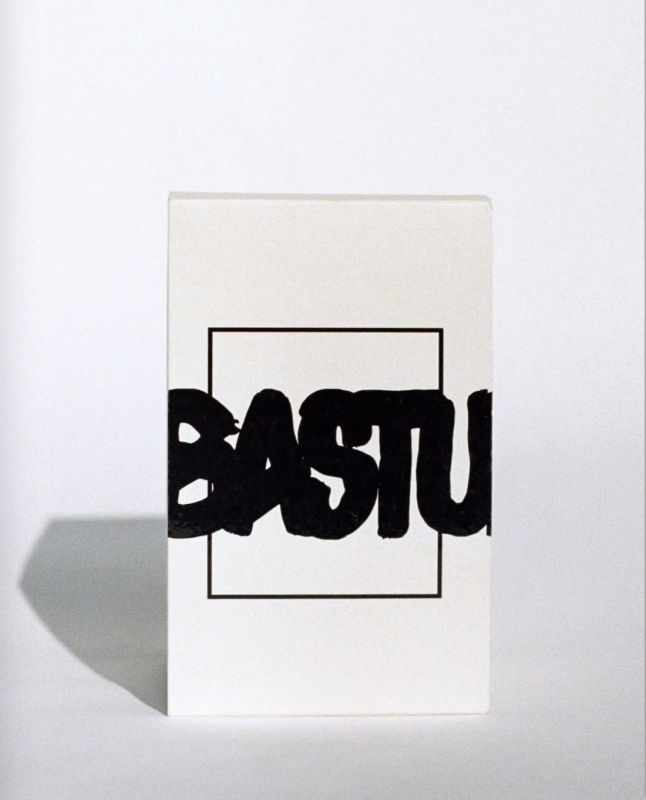 L:A BRUKET No. 254 Scented Candle Bastu 260 g Bougie parfumée