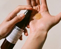 L:A BRUKET No. 326 Exfoliating Body Serum Sérum corporel