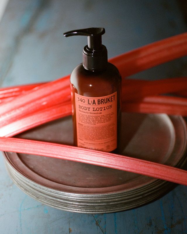 L:A BRUKET No. 340 Body Lotion RHUBARB/GERANIUM 240ML CosmosOrg