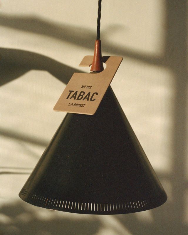 L:A BRUKET No. 182 Fragrance Tag Tabac pendentif parfumé