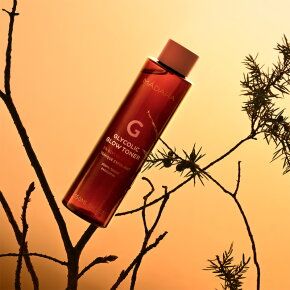 MADARA Organic 5% Glycolic Glow Toner ltd. Edition