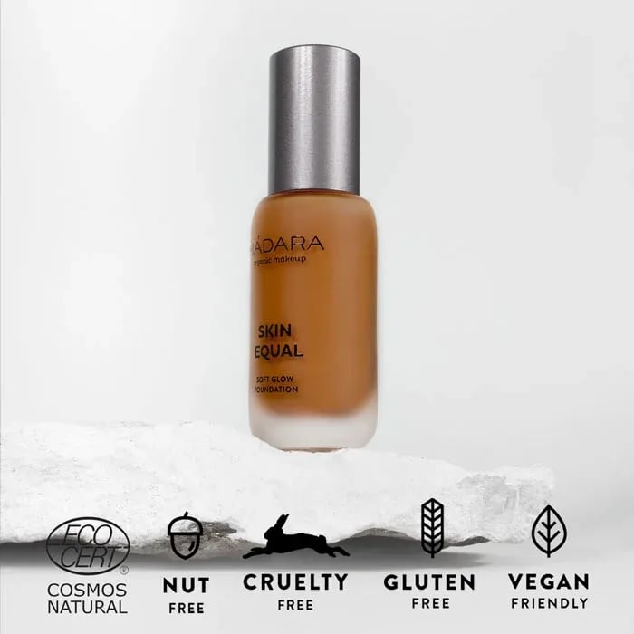 MADARA Organic Skincare SKIN EQUAL Foundation, #90 CHESTNUT