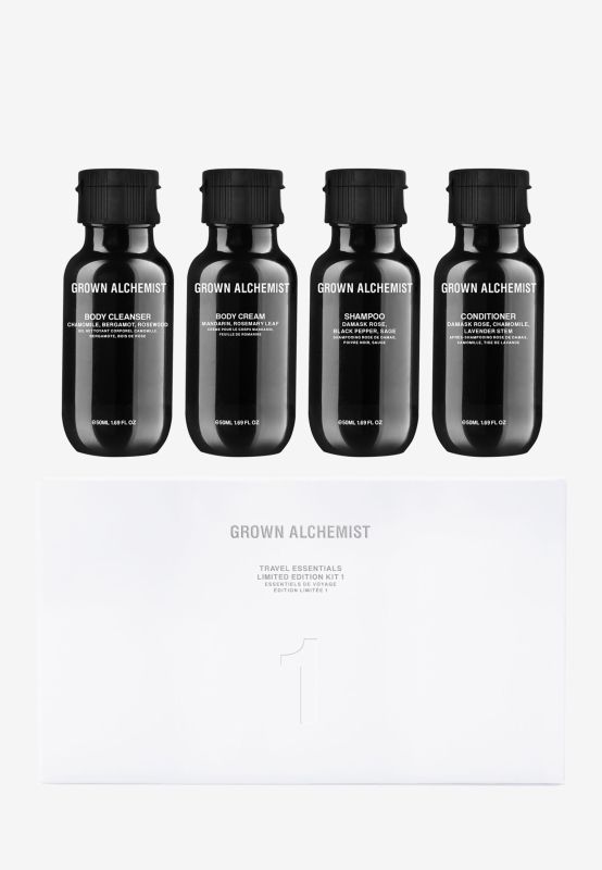 Grown Alchemist Travel Essentials Kit ensemble de voyage